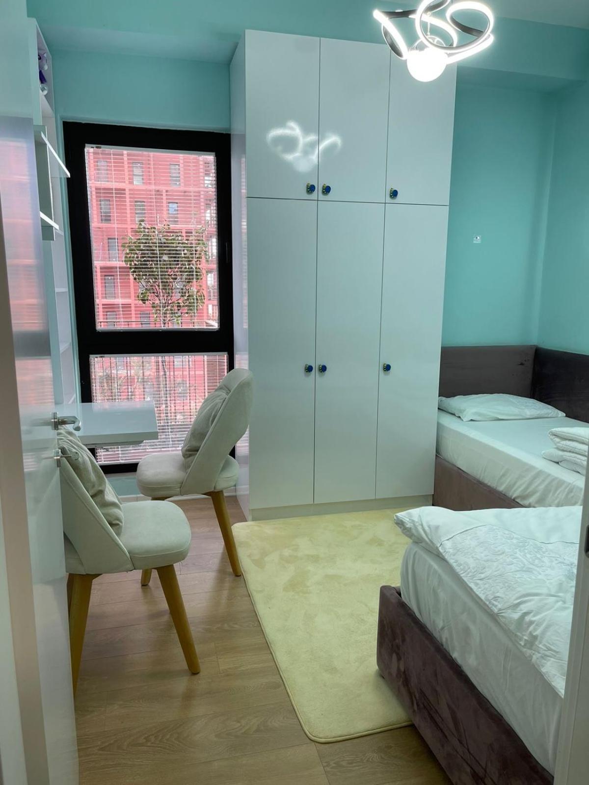 Garden Building Luxury Apartment 티라나 외부 사진