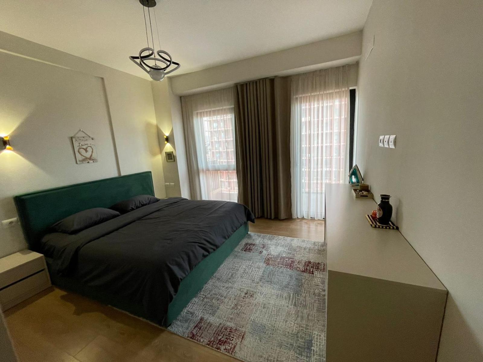 Garden Building Luxury Apartment 티라나 외부 사진